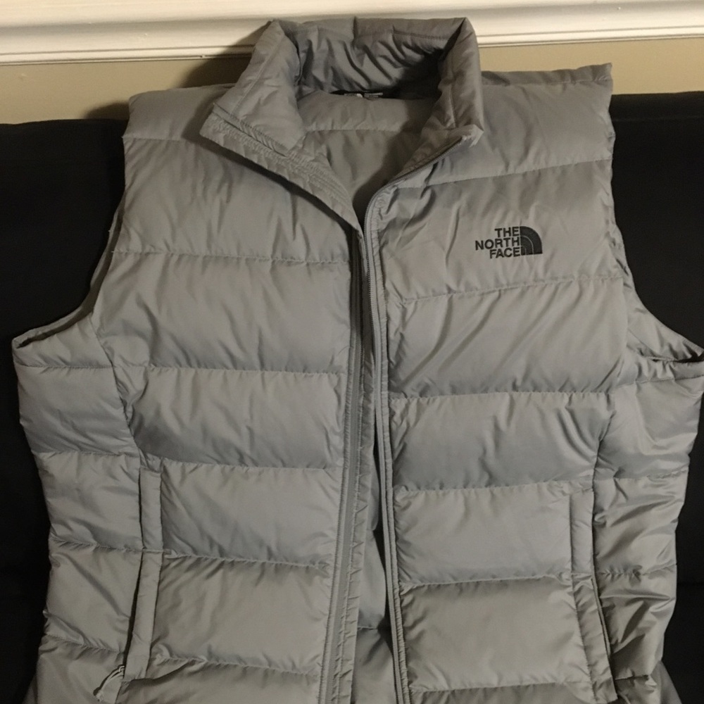Men’s North Face Vest